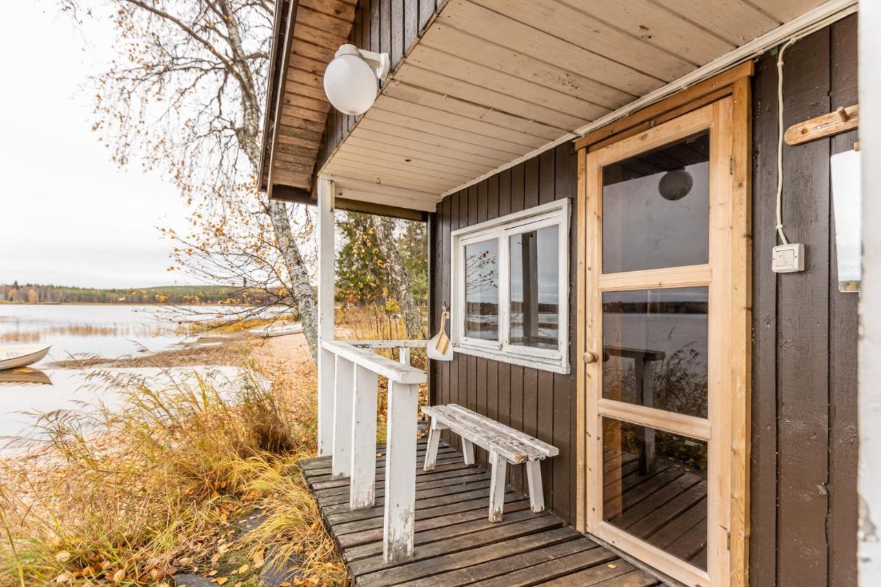 Lapland Sunrise Cottage With Lakefront Sauna ロヴァニエミ エクステリア 写真