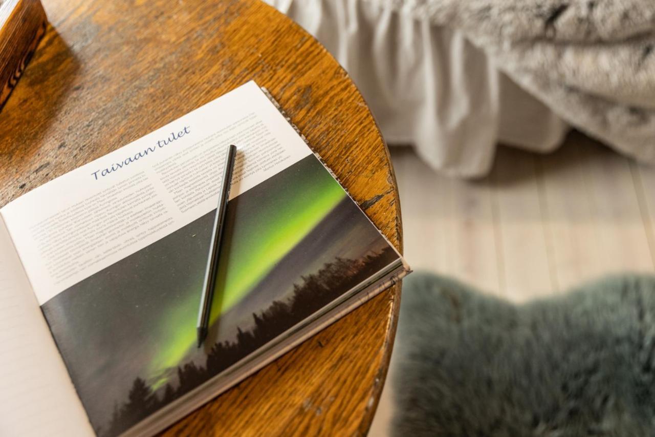 Lapland Sunrise Cottage With Lakefront Sauna ロヴァニエミ エクステリア 写真