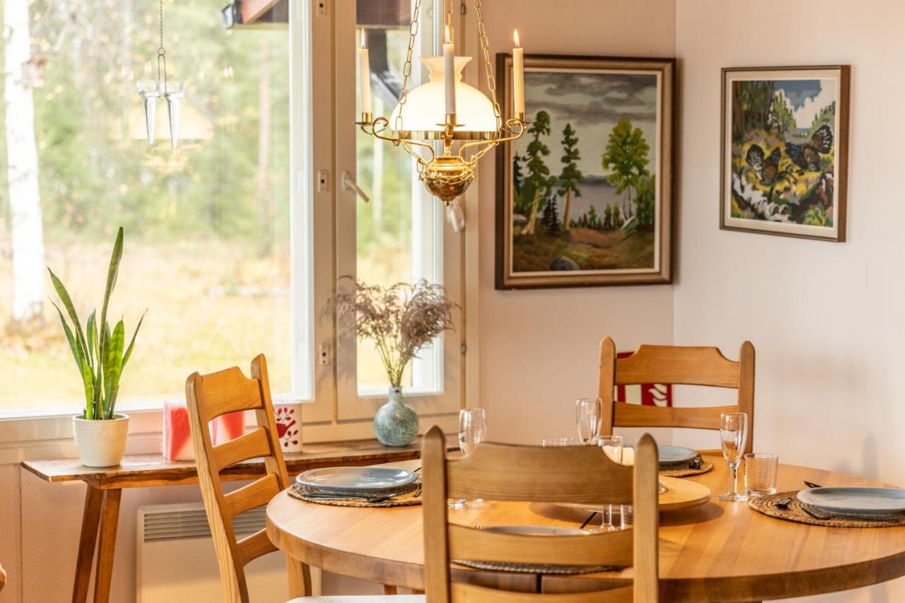 Lapland Sunrise Cottage With Lakefront Sauna ロヴァニエミ エクステリア 写真